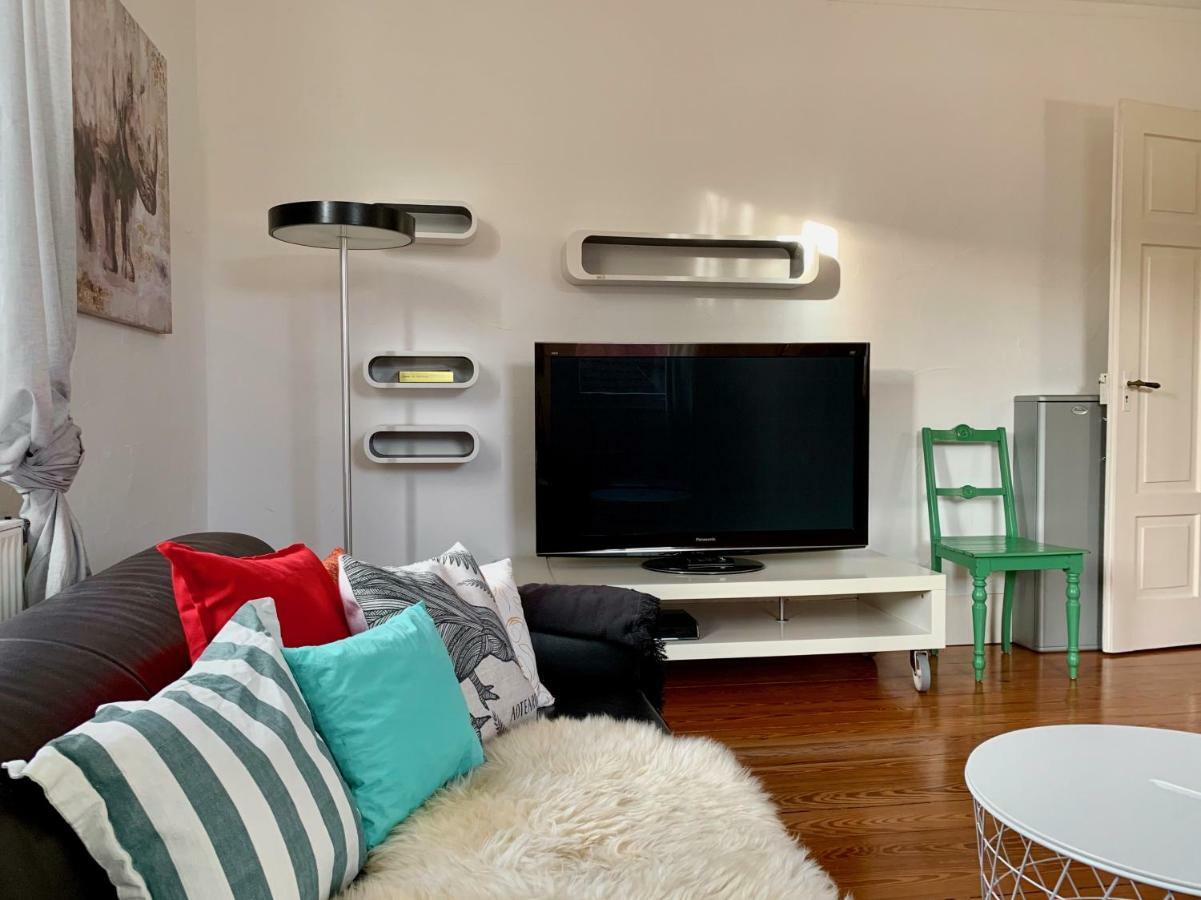 Deluxe Business City Apartments Metzingen Villa Landenberger エクステリア 写真